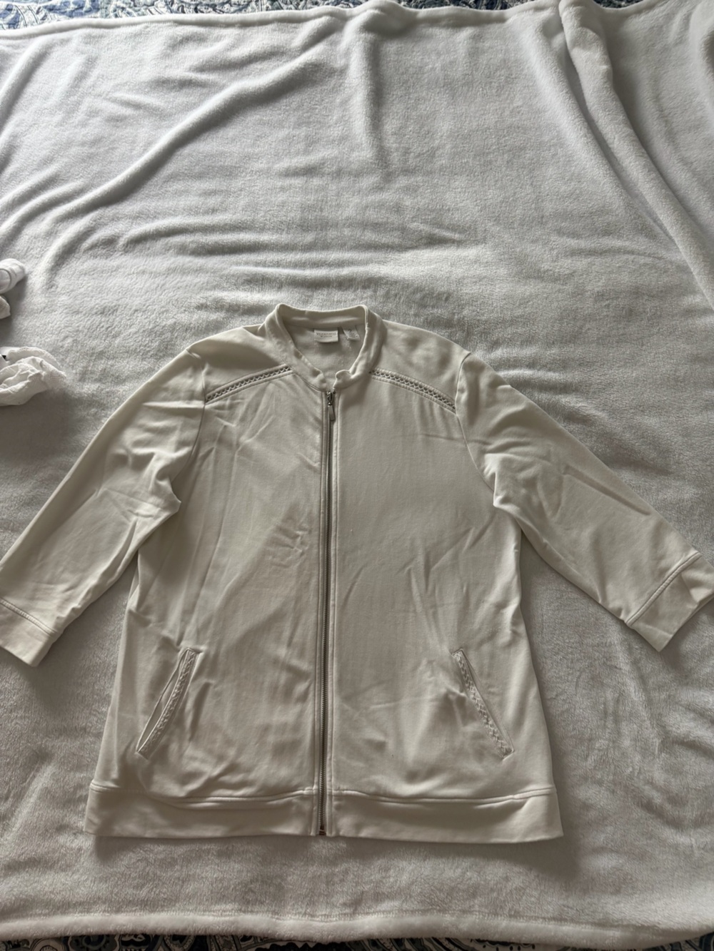 Chico's Weekends Soft White Zip Top, sz Lg